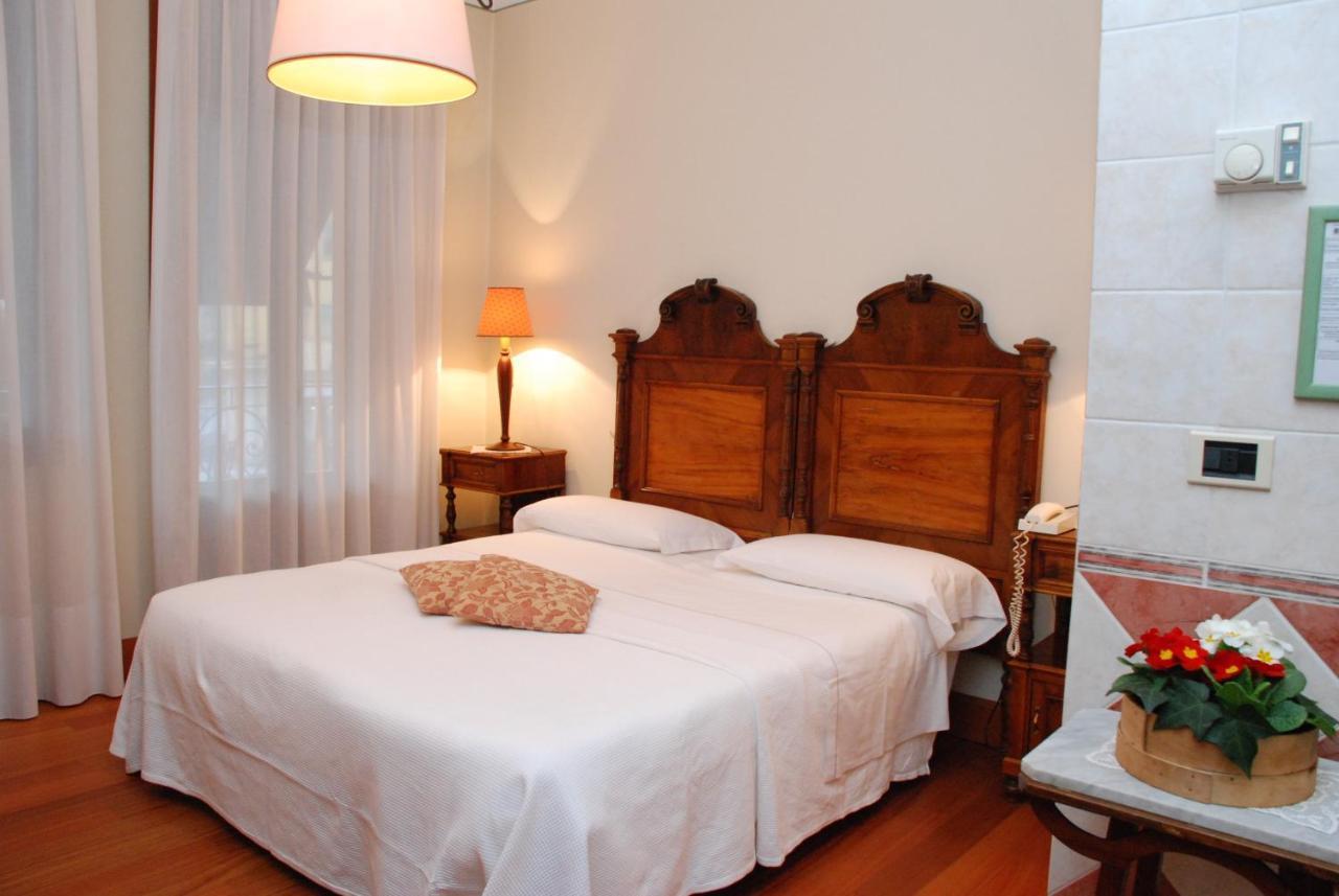 Hotel Vecia Brenta Mira Oda fotoğraf