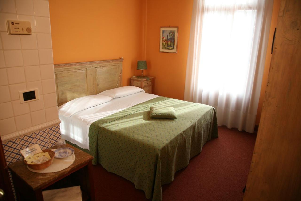 Hotel Vecia Brenta Mira Oda fotoğraf